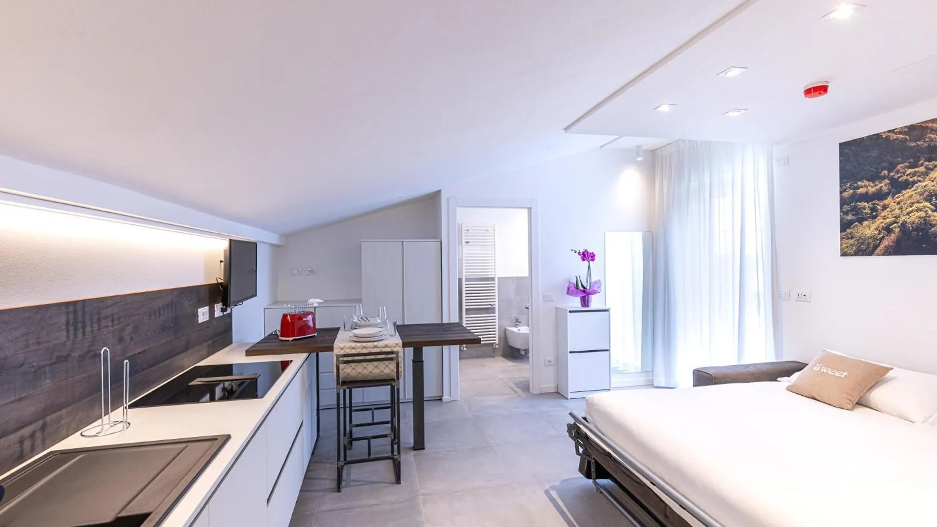 Residence Lake Como Colico 0*,